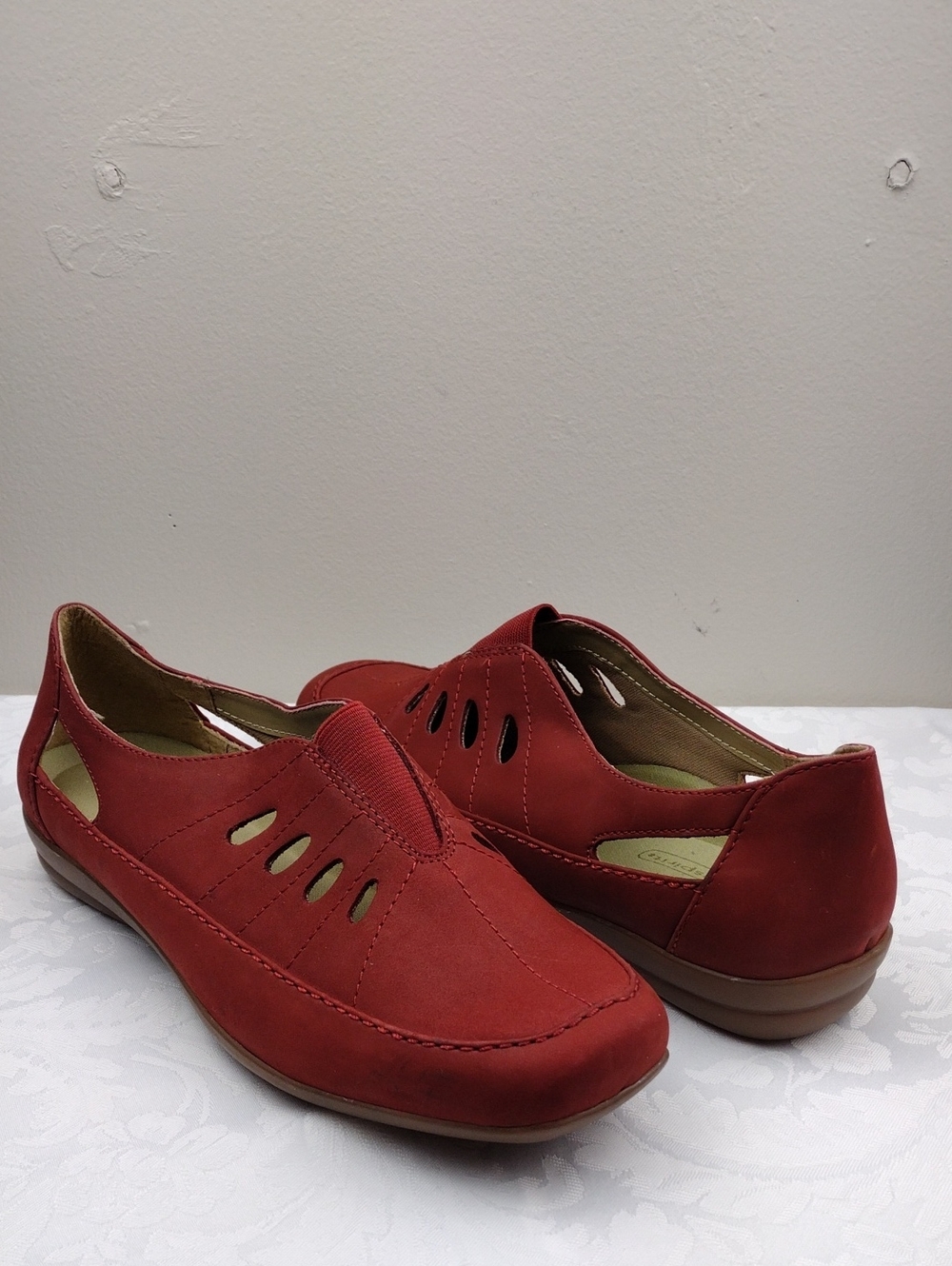 Easy Spirit Vividlys Red Suede Leather Perforated Square Toe Slip On Loafer Shoe